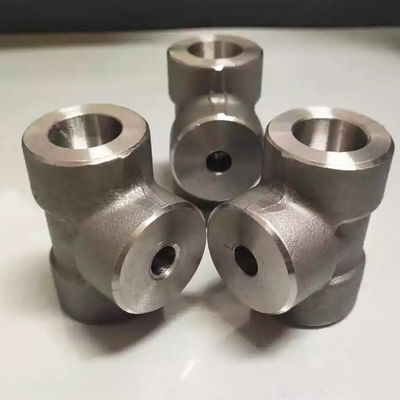 A105 Carbon Steel Socket / Threaded Branch Table Forged Tee